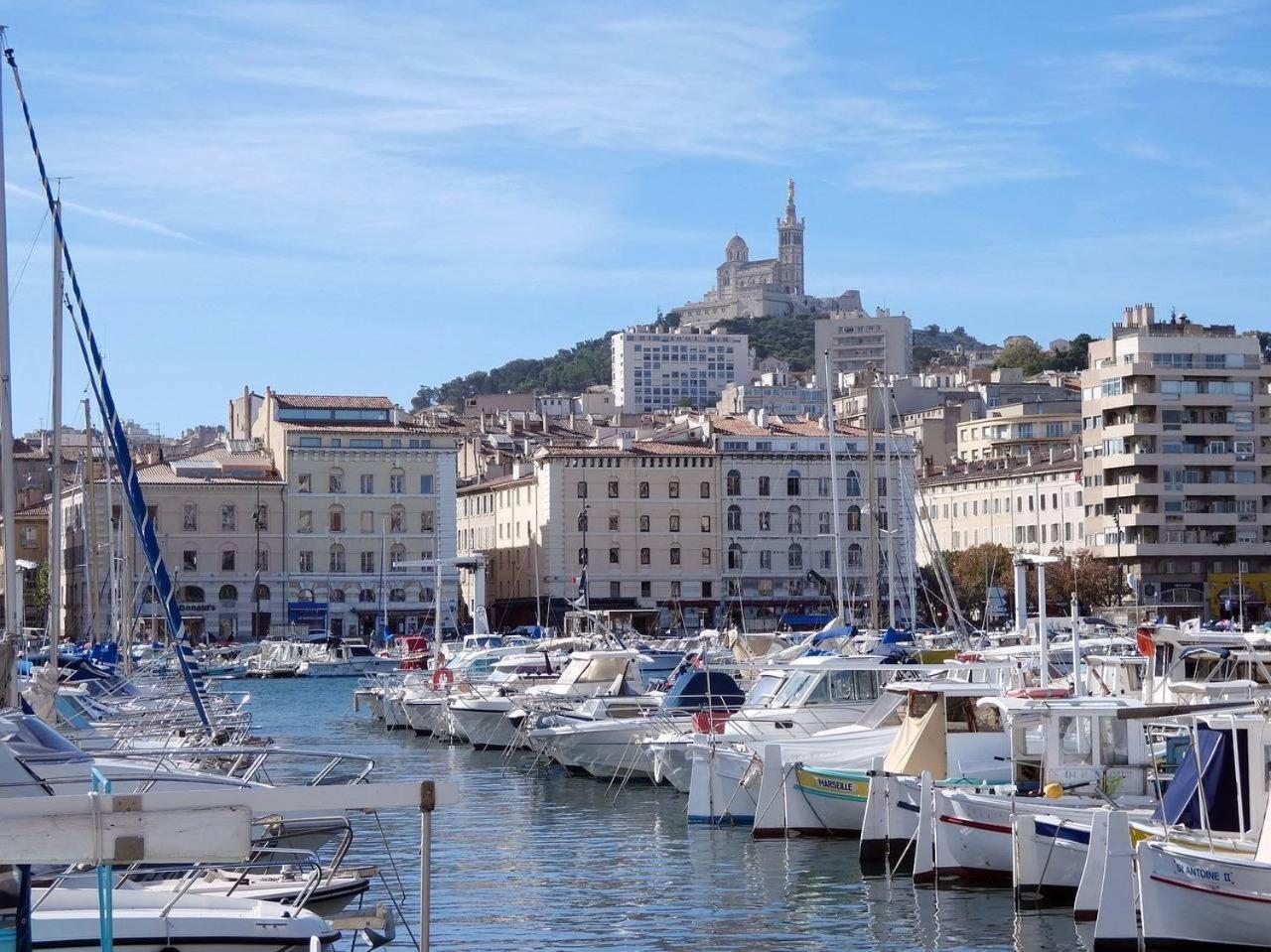 Au Coeur Du Vieux Port Avec Clim Marsiglia